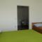 Studio Nin 14733a