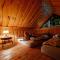 Dragon house in the tree! Jacuzzi, Sauna ,Cinema,Heated