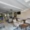 Regent Select Hotel