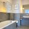 Grand Apartments - Brabank Apartments