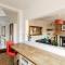 Beautiful two-floor flat near tube station - 伦敦
