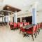 Holiday Inn Express & Suites Edmonton N - St Albert by IHG