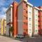 Sun Way Apartamentos com piscinas e churrasqueiras