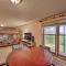 Hot Tub and Scenic Views Beech Mountain Retreat
