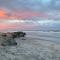Beautiful Condo Sleeps 4- Only 2 Blocks From Beach