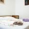 Apartments by the sea Makarska - 15200
