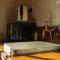 Glamping in Wiltshire in our luxury Shepherds Hut - 奇彭纳姆