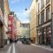 Sanders Leaves - Chic Three-Bedroom Apartment In Downtown Copenhagen