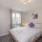 The Nelson - Spacious City Property and Free Parking