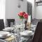 Malone Crescent Apartment - 2BR, 2B in City Centre