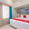 RedDoorz Plus @ Point Phila Cihampelas