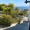 Superbe T2 44m2 - Grande terrasse Vue mer panoramique exceptionnelle Piscine - Parking - Bandol
