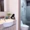 Hanns&KingBed&WIFI&Pool& Parking&Sauna&Sunshine Classic Comfort Homstay
