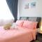 Hanns&KingBed&WIFI&Pool& Parking&Sauna&Sunshine Classic Comfort Homstay