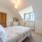 Pass the Keys Victorian Flat A Stones Throw From Hampton Court - 东莫尔西