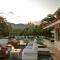 Sandy Bay Hotel