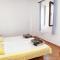 Apartment Mandre 523b