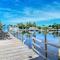All-New, First Floor, Bunk Bed, Huge Pool, 70 inch TV, Tiki Bar!