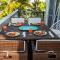 Tres Sirenas Beach Inn
