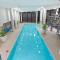 Knightsbridge 407 by Host Agents