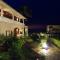 Lemon Creek Hotel Resort