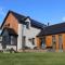 The Cottage - spacious getaway with stunning views - Auchenblae