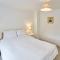 Host & Stay - The Duck Pond
