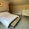 Cosy Cottage in Wild Countryside by Llys-y-Fran