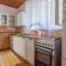 Apartment Selce 2381a