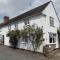 White Cottage Bed and Breakfast - Seisdon