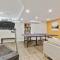 Exceptional 3 BDRM Townhome - 4 Seasons Rental