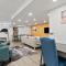 Exceptional 3 BDRM Townhome - 4 Seasons Rental
