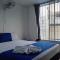 Blue Star Hotel
