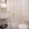 Apartment Vis 2470b