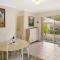 Prowse Pad