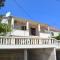 Apartments with parking space Sutivan, Brac - 2846 Apartments with parking space Sutivan, Brac - 2846