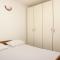 Apartment Postira 2948b