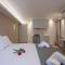 OLYMPIA ROOMS