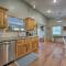Private Eureka Springs Retreat with Hot Tub!