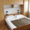 Apartments and rooms with parking space Palit, Rab - 3195 - Rab