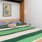 Apartment Mimice 2805b