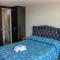 Holly Hotel