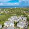 Longboat Key Cedars Beach House-Pet Friendly-2 Minute To The Beach - Longboat Key