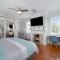 Lovely & Historical 3BR - Balcony - Central Location