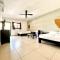 We playa Hotel