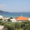 Apartments with a parking space Duce, Omis - 2778