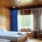 Tuyets Homestay