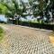 Freiblick 1 Bad Glbg mit Garten Top1
