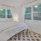 Blue Ridge Lookout Beautiful Modern Cabin - Nature Hikes and Pets OK cabin