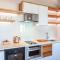 Luxury Studio - Panoramic Ocean Views - Fast Wifi